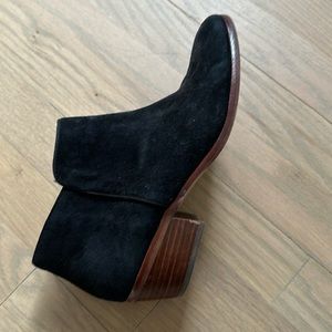 Sam Edelman Petty suede ankle bootie, black, size 8.5